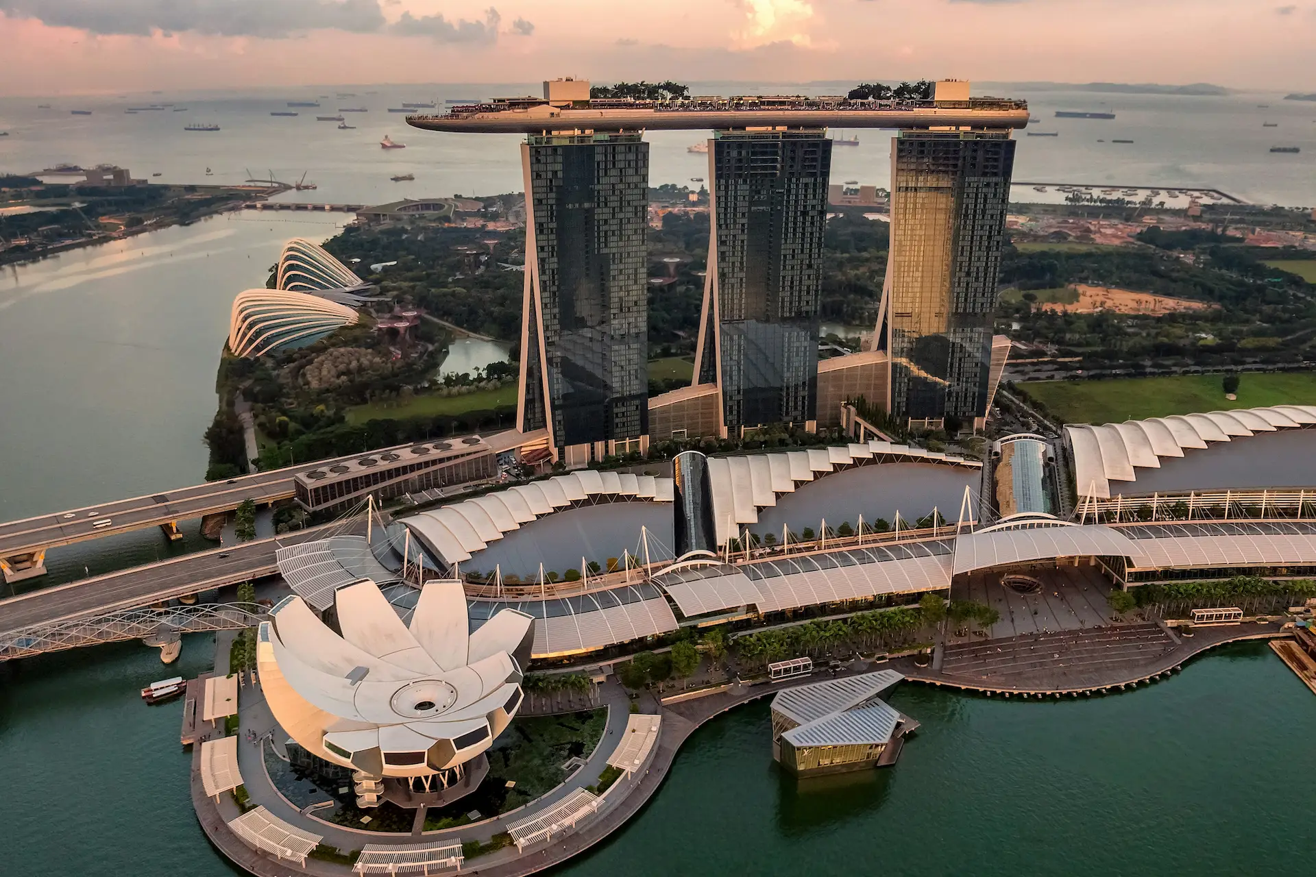 Free Tour for All Conference Attendees to Explore the Local Culture of Singapore